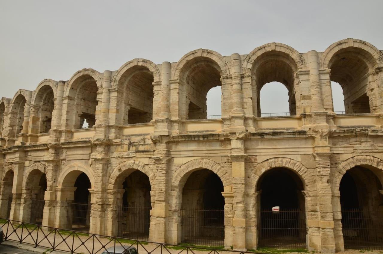 Вілла La Pitchoun Des Arenes Арль Екстер'єр фото